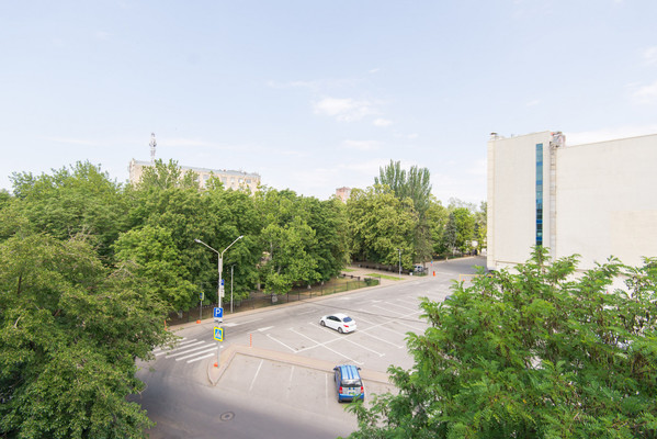 Продам однокомнатную (1-комн.) квартиру, Батуринская ул, 7, Ростов-на-Дону г
