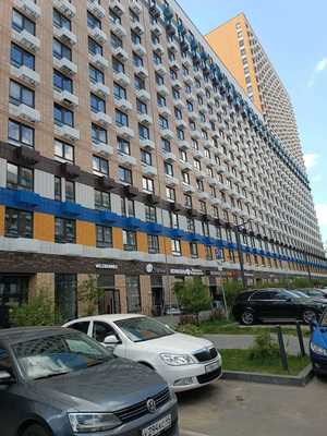 Продам однокомнатную (1-комн.) квартиру, лётчика Ларюшина ул, 6к1, Люберцы г