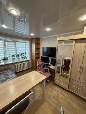 Продам комнату в 5-комн. квартире, Академика Кирпичникова ул, 27, Казань г