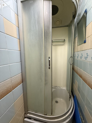 Продам комнату в 5-комн. квартире, Академика Кирпичникова ул, 27, Казань г