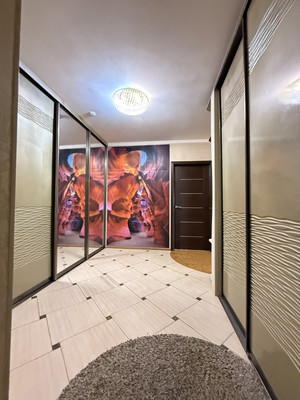 Продам трехкомнатную (3-комн.) квартиру, Чингиза Айтматова ул, 10, Казань г