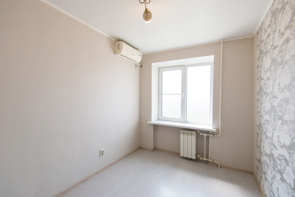 Продам двухкомнатную (2-комн.) квартиру, Гвардейский пер, 72а, Ростов-на-Дону г