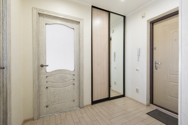 Продам двухкомнатную (2-комн.) квартиру, Гвардейский пер, 72а, Ростов-на-Дону г