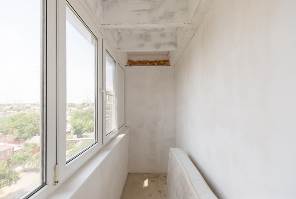 Продам двухкомнатную (2-комн.) квартиру, Гвардейский пер, 72а, Ростов-на-Дону г