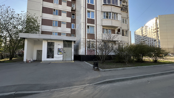 Продам трехкомнатную (3-комн.) квартиру, Генерала Кузнецова ул, 13к3, Москва г