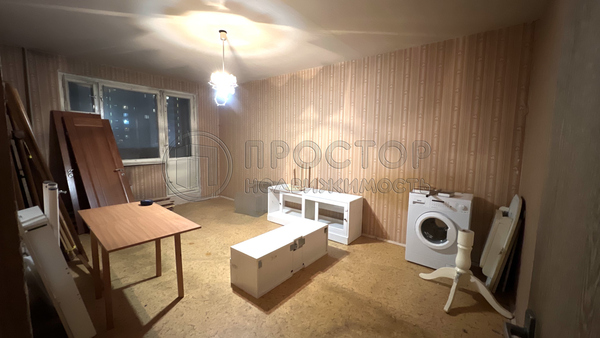 Продам трехкомнатную (3-комн.) квартиру, Генерала Кузнецова ул, 13к3, Москва г
