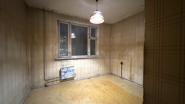 Продам трехкомнатную (3-комн.) квартиру, Генерала Кузнецова ул, 13к3, Москва г