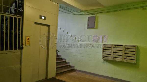 Продам комнату в 4-комн. квартире, Руставели ул, 19, Москва г