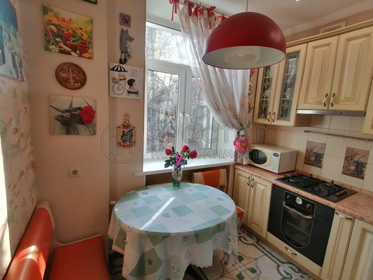 Продам трехкомнатную (3-комн.) квартиру, ВУГИ п, 7, Люберцы г