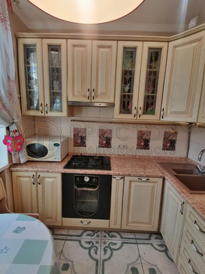Продам трехкомнатную (3-комн.) квартиру, ВУГИ п, 7, Люберцы г