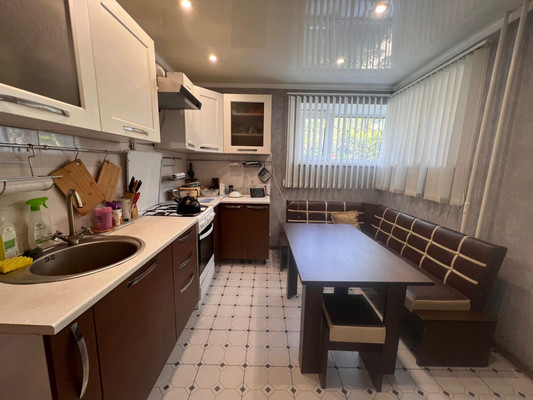 Продам трехкомнатную (3-комн.) квартиру, Зоологическая ул, 9, Ростов-на-Дону г