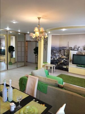 Продам трехкомнатную (3-комн.) квартиру, Байкальская ул, 202/13, Иркутск г