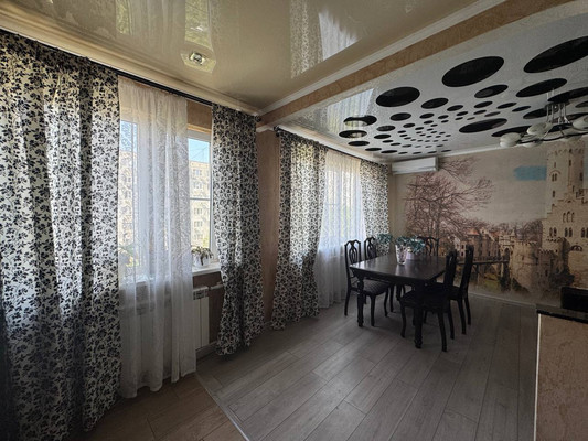 Продам трехкомнатную (3-комн.) квартиру, Зорге ул, 35, Ростов-на-Дону г