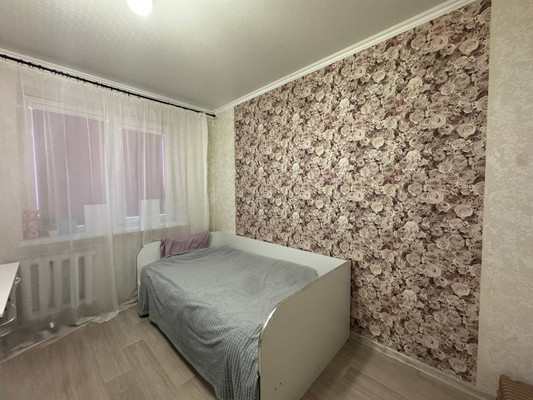 Продам трехкомнатную (3-комн.) квартиру, Зорге ул, 35, Ростов-на-Дону г