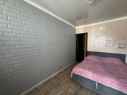 Продам трехкомнатную (3-комн.) квартиру, Зорге ул, 35, Ростов-на-Дону г