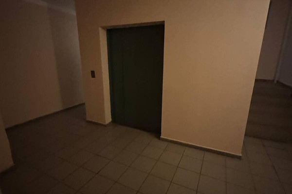 Продам двухкомнатную (2-комн.) квартиру, Басманный пер, 9, Москва г
