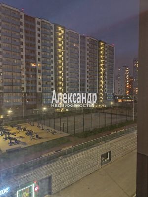 Продам однокомнатную (1-комн.) квартиру, Графская ул, 6к4, Мурино п