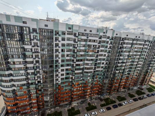 Продам двухкомнатную (2-комн.) квартиру, Командорская ул, 15, Краснодар г