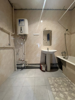 Продам двухкомнатную (2-комн.) квартиру, Комарова б-р, 16к4, Ростов-на-Дону г