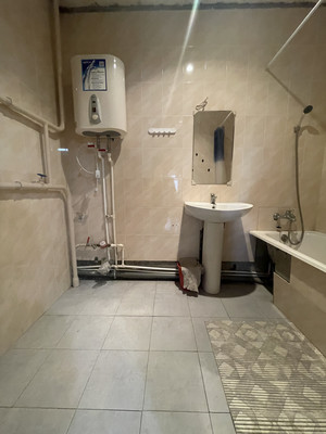 Продам двухкомнатную (2-комн.) квартиру, Комарова б-р, 16к4, Ростов-на-Дону г