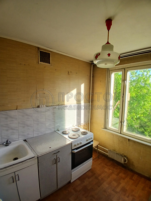 Продам двухкомнатную (2-комн.) квартиру, Холмогорская ул, 6к2, Москва г