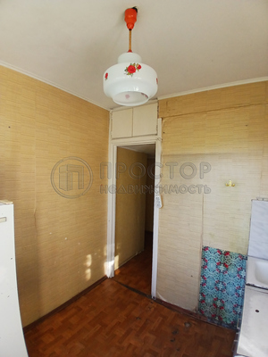 Продам двухкомнатную (2-комн.) квартиру, Холмогорская ул, 6к2, Москва г