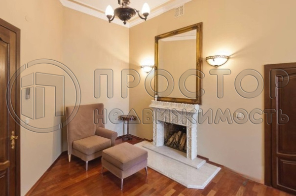 Продам трехкомнатную (3-комн.) квартиру, Гагаринский пер, 28, Москва г