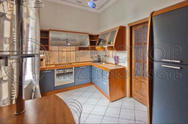 Продам трехкомнатную (3-комн.) квартиру, Гагаринский пер, 28, Москва г