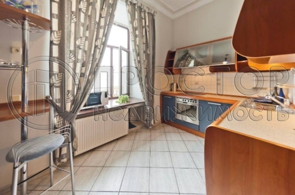 Продам трехкомнатную (3-комн.) квартиру, Гагаринский пер, 28, Москва г
