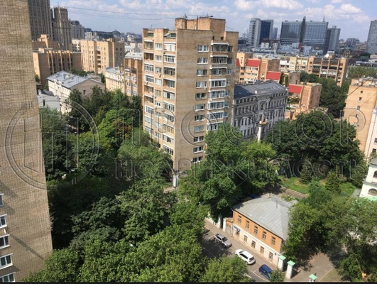 Продам трехкомнатную (3-комн.) квартиру, Гагаринский пер, 28, Москва г