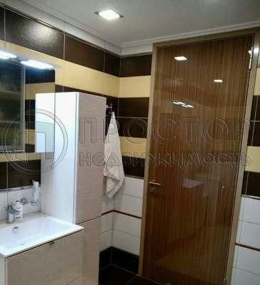 Продам двухкомнатную (2-комн.) квартиру, Верейская ул, 29с151, Москва г