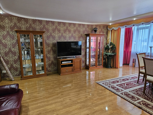 Продам трехкомнатную (3-комн.) квартиру, Передовая ул, 80, Краснодар г