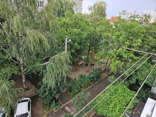 Продам трехкомнатную (3-комн.) квартиру, Передовая ул, 80, Краснодар г