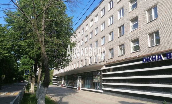 Продам трехкомнатную (3-комн.) квартиру, Калинина ул, 25, Приозерск г