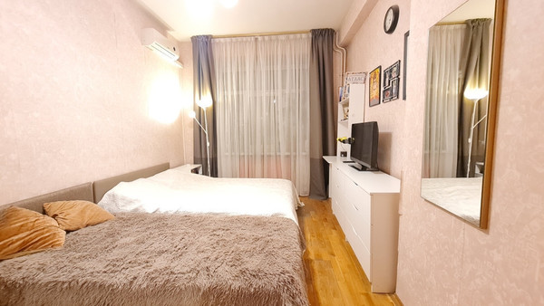 Продам трехкомнатную (3-комн.) квартиру, Комсомольский пр-кт, 14/1, Москва г