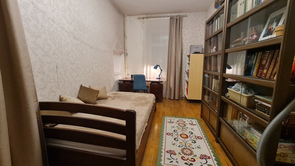 Продам трехкомнатную (3-комн.) квартиру, Комсомольский пр-кт, 14/1, Москва г