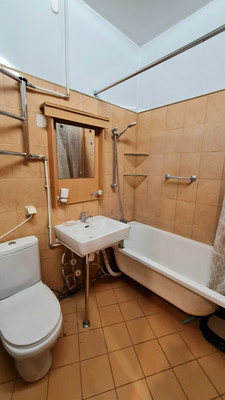 Продам трехкомнатную (3-комн.) квартиру, Комсомольский пр-кт, 14/1, Москва г