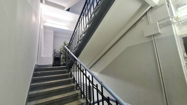 Продам трехкомнатную (3-комн.) квартиру, Комсомольский пр-кт, 14/1, Москва г