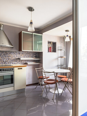Продам трехкомнатную (3-комн.) квартиру, Авиаконструкторов пр-кт, 38Ак1, Санкт-Петербург г