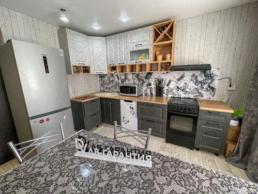 Продам многокомнатную квартиру, Гагарина ул, 25, Эльбан рп