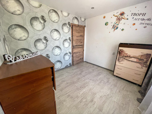Продам многокомнатную квартиру, Гагарина ул, 25, Эльбан рп