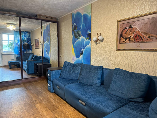 Продам двухкомнатную (2-комн.) квартиру, Лазо ул, 19к3, Комсомольск-на-Амуре г