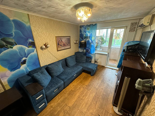 Продам двухкомнатную (2-комн.) квартиру, Лазо ул, 19к3, Комсомольск-на-Амуре г