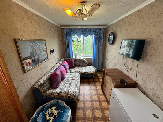Продам двухкомнатную (2-комн.) квартиру, Лазо ул, 19к3, Комсомольск-на-Амуре г