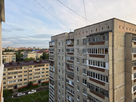 Продам двухкомнатную (2-комн.) квартиру, Дружбы ул, 93, Йошкар-Ола г