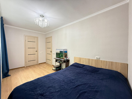 Продам двухкомнатную (2-комн.) квартиру, Коллонтай ул, 2, Нальчик г