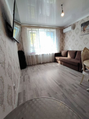Продам двухкомнатную (2-комн.) квартиру, Солженицына пр-кт, 15/1, Ростов-на-Дону г