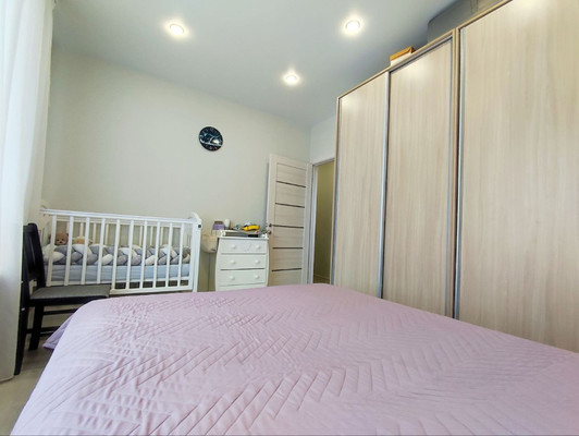 Продам двухкомнатную (2-комн.) квартиру, Магнитогорская ул, 2в, Ростов-на-Дону г