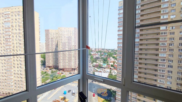 Продам двухкомнатную (2-комн.) квартиру, Магнитогорская ул, 2в, Ростов-на-Дону г
