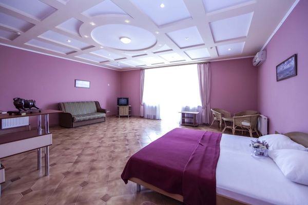 Продам гостиницу 4 500 м2, Морская ул, 3, Коктебель пгт